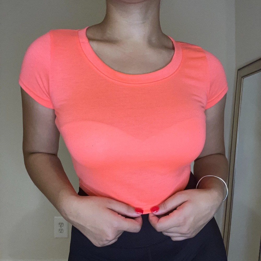 Cropped Tee